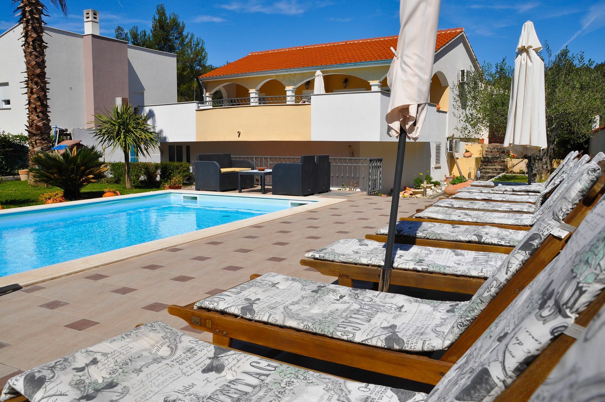 Villa Vanilla With Heated Pool Zadar Buitenkant foto
